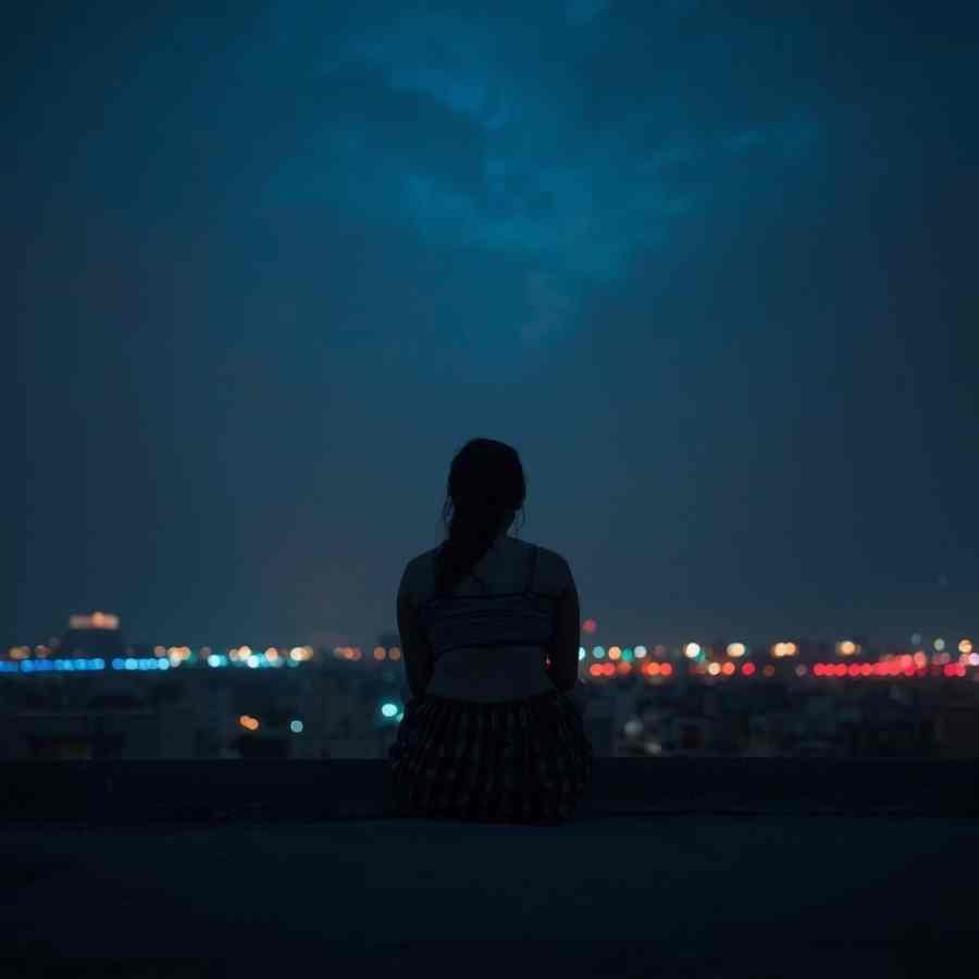 Alone Sad Shayari in English – Feeling Lonely Silent Pain Lines for Status